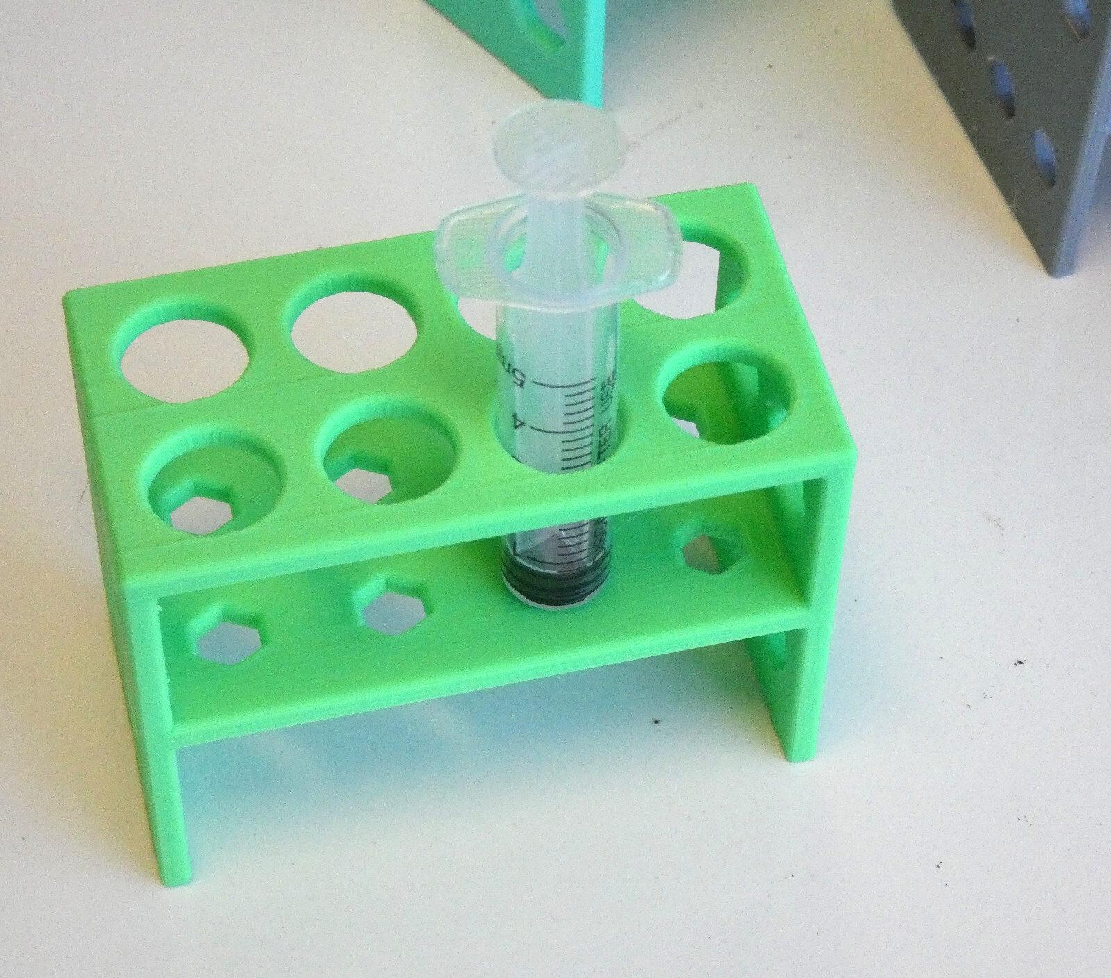 Syringe Rack Stand Rest Holder 1ml 2ml 5ml 10ml 20ml 50ml 100ml 150ml Plastic