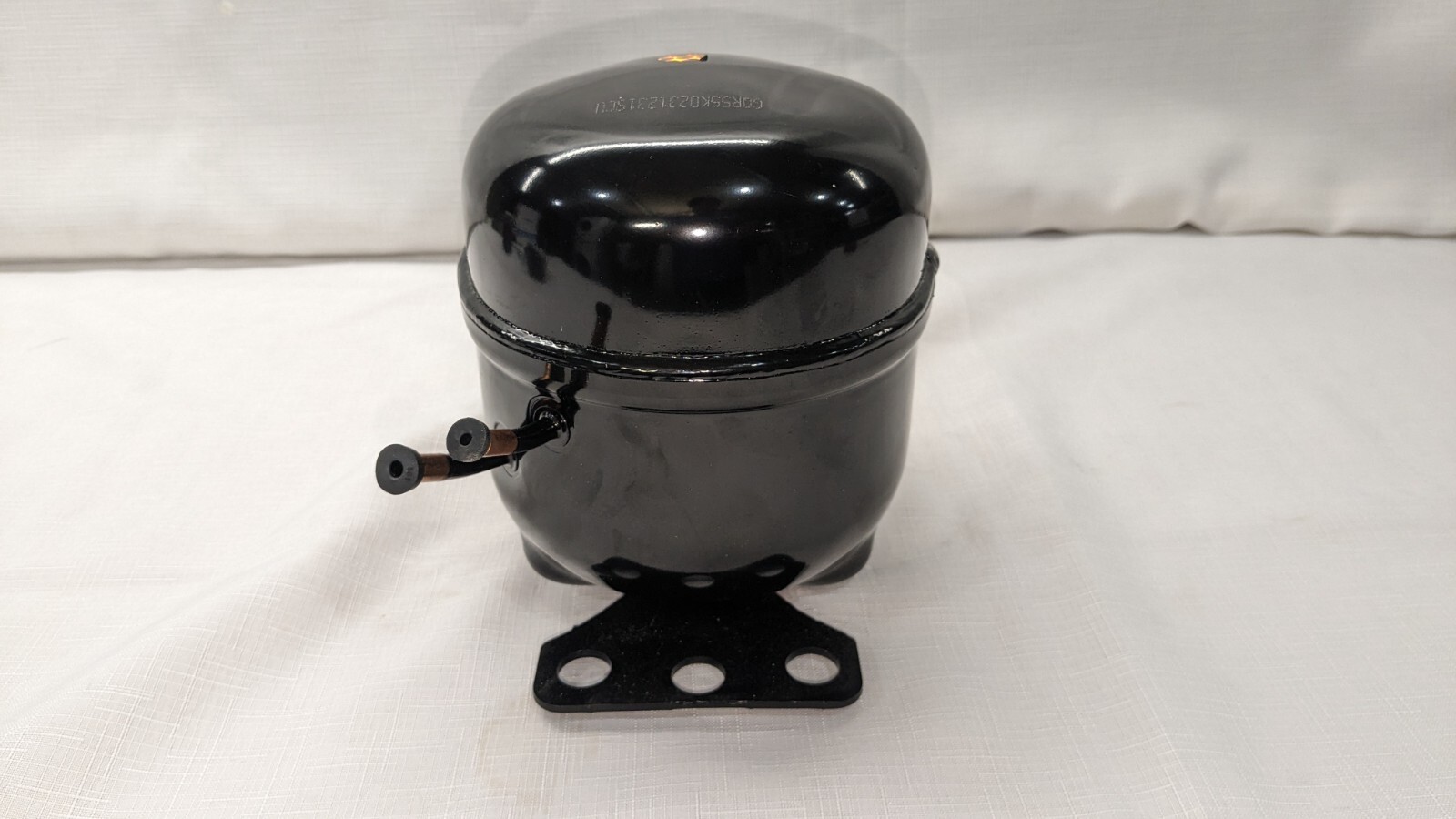 Sikelan GQR55KD 1/4hp 1262BTUs 110VAC R404a LBP / MBP Refrigeration Compressor