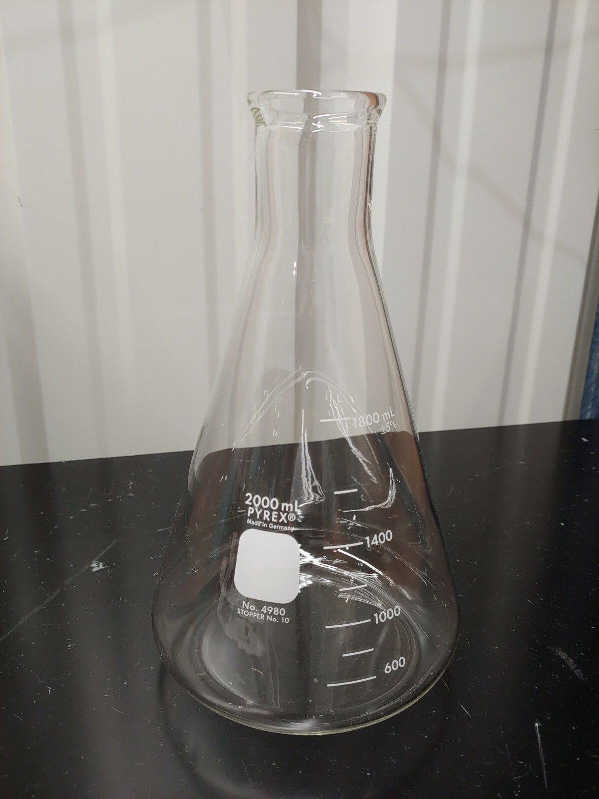 Corning Pyrex 4980-2L 2L Erlenmeyer Flask Narrow Mouth Heavy Rim Graduated
