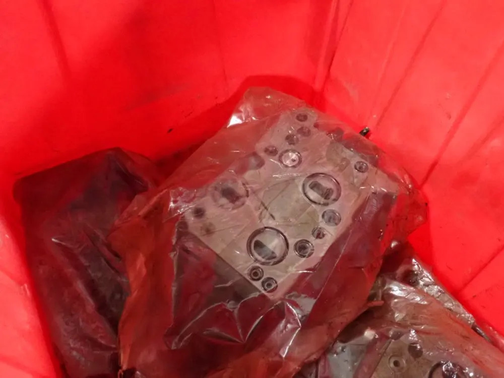 HYDRAULIC MANIFOLD VALVE 02250100512