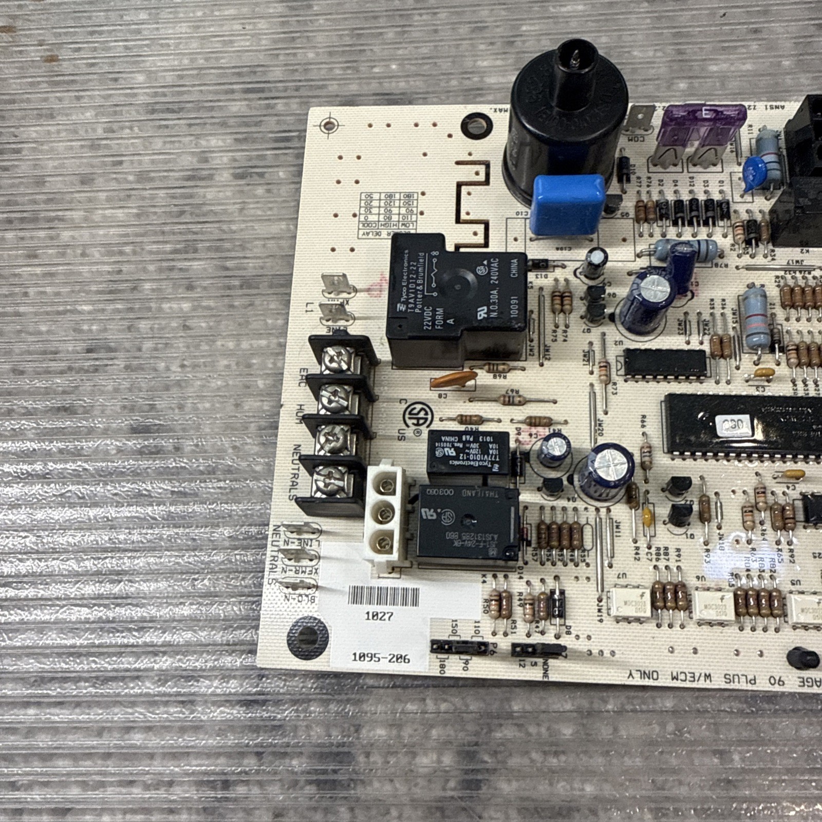1095-83-206A 62-103189-01 Rheem Furnace Control Board