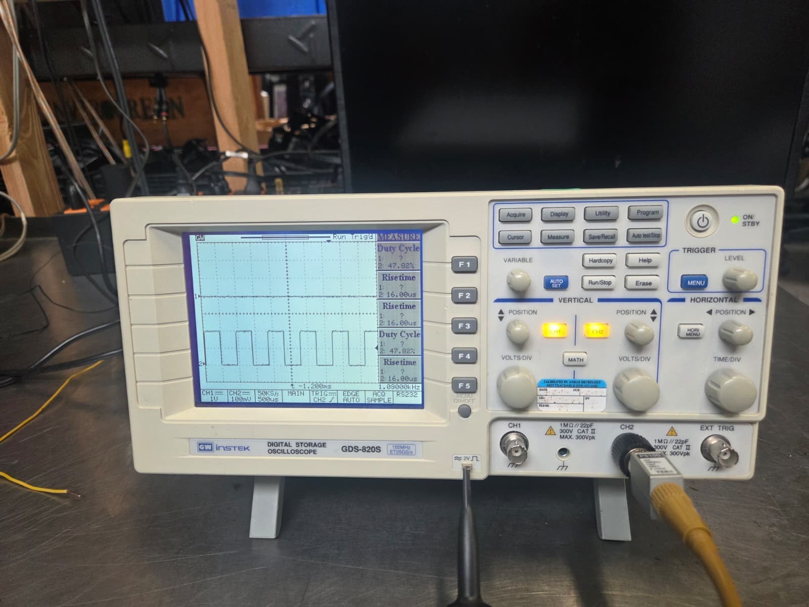 GW Instek GDS-820S 150MHz 2-Channel Digital Storage Oscilloscope Tested Working