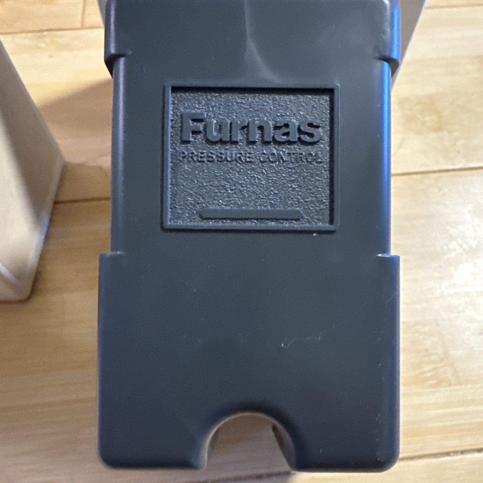 Furnas Pressure Switch 69WR3 Reverse Action Cut in 10 Out 5 New Original