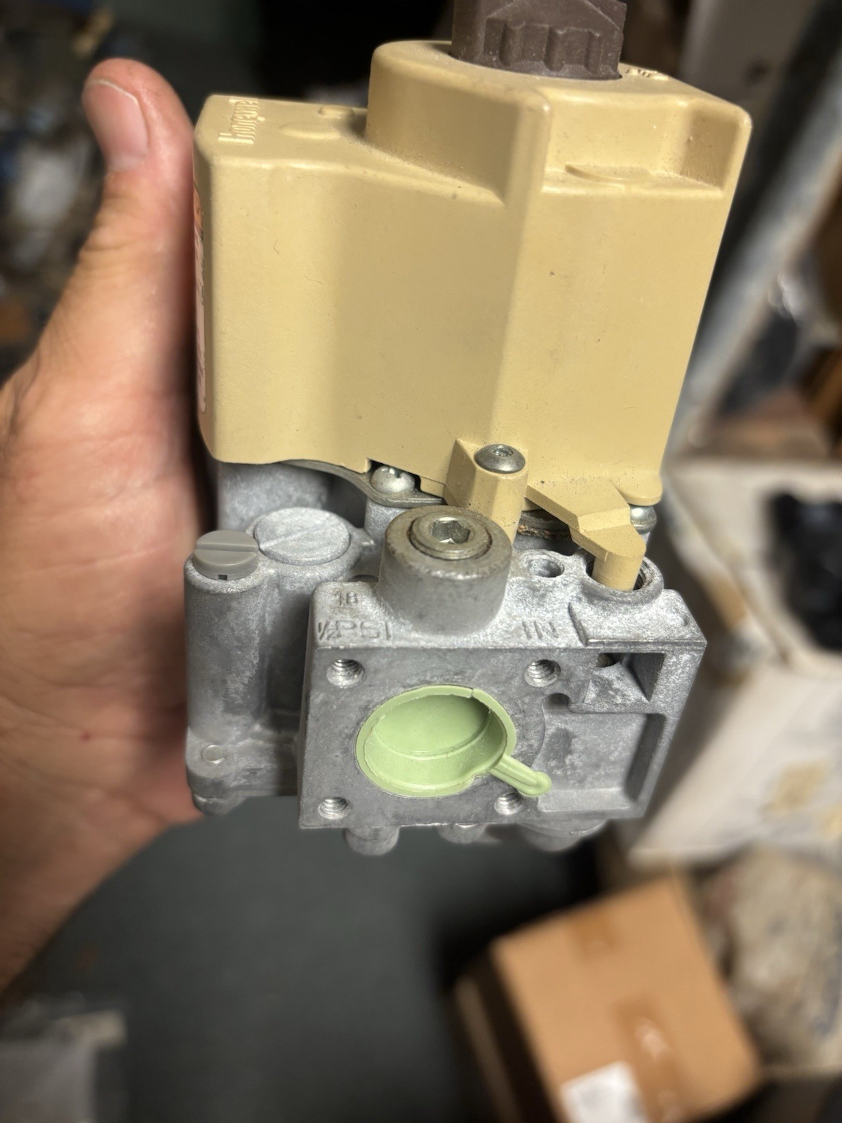 Honeywell VR8204A 2035 Gas Valve for Central Furnace, Compatible w/ Honeywell