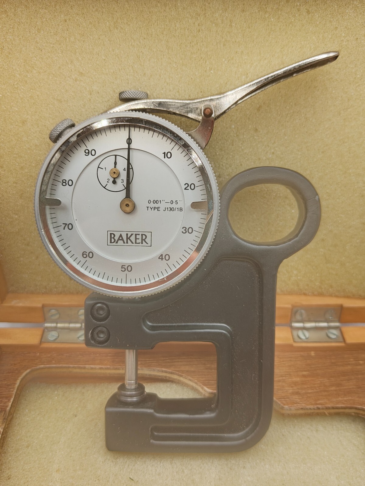 Baker Dial Thickness Gauge 0.001- 0.05 in Type J142/1 Great Condition Working