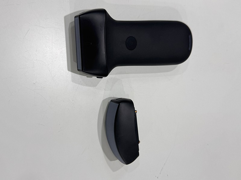 Wireless Ultrasound, Swappable Linear/Convex Probes, Palm Color Doppler Scanner