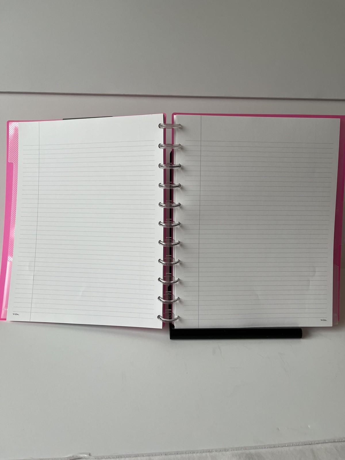Tul Discbound Notebook Planner Letter Size Hot Pink Poly Cover with 2 Gel Pens