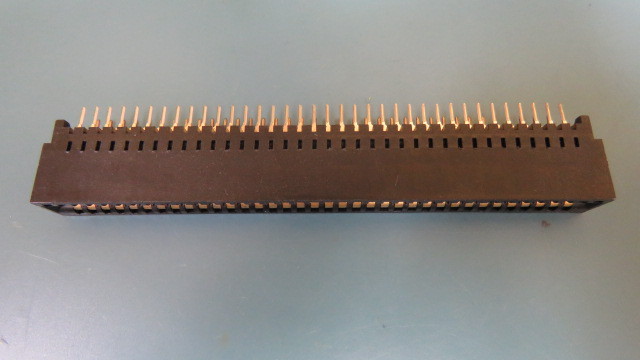 TYCO/ AMP 530843-8 Qty of 13 per Lot Standard Card Edge Connectors CONN SEC II