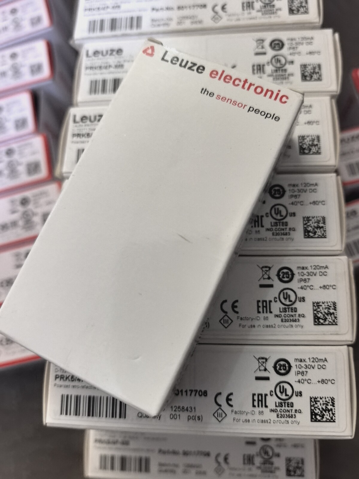 1PC NEW Leuze PRK5/4P-M8 Sensor Fast Shipping