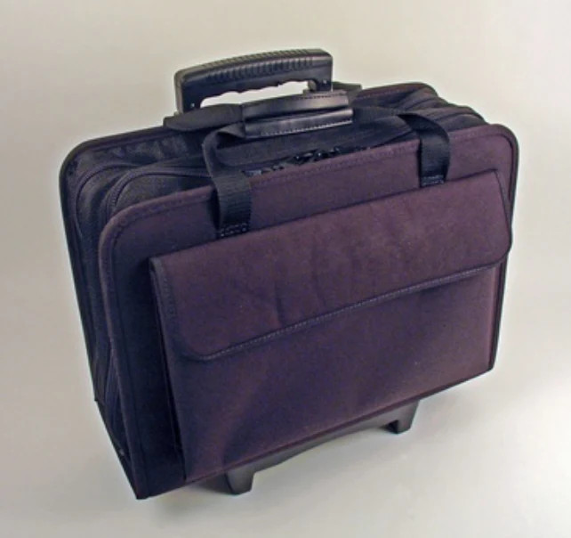 652ZTH-EMPTY – PLATT LUGGAGE – NYLON ZIPPER TOOL CASE – Interior Dimensions (L x