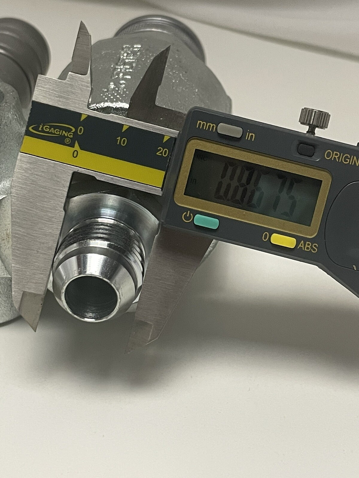 Hydraulic flat face Manifold