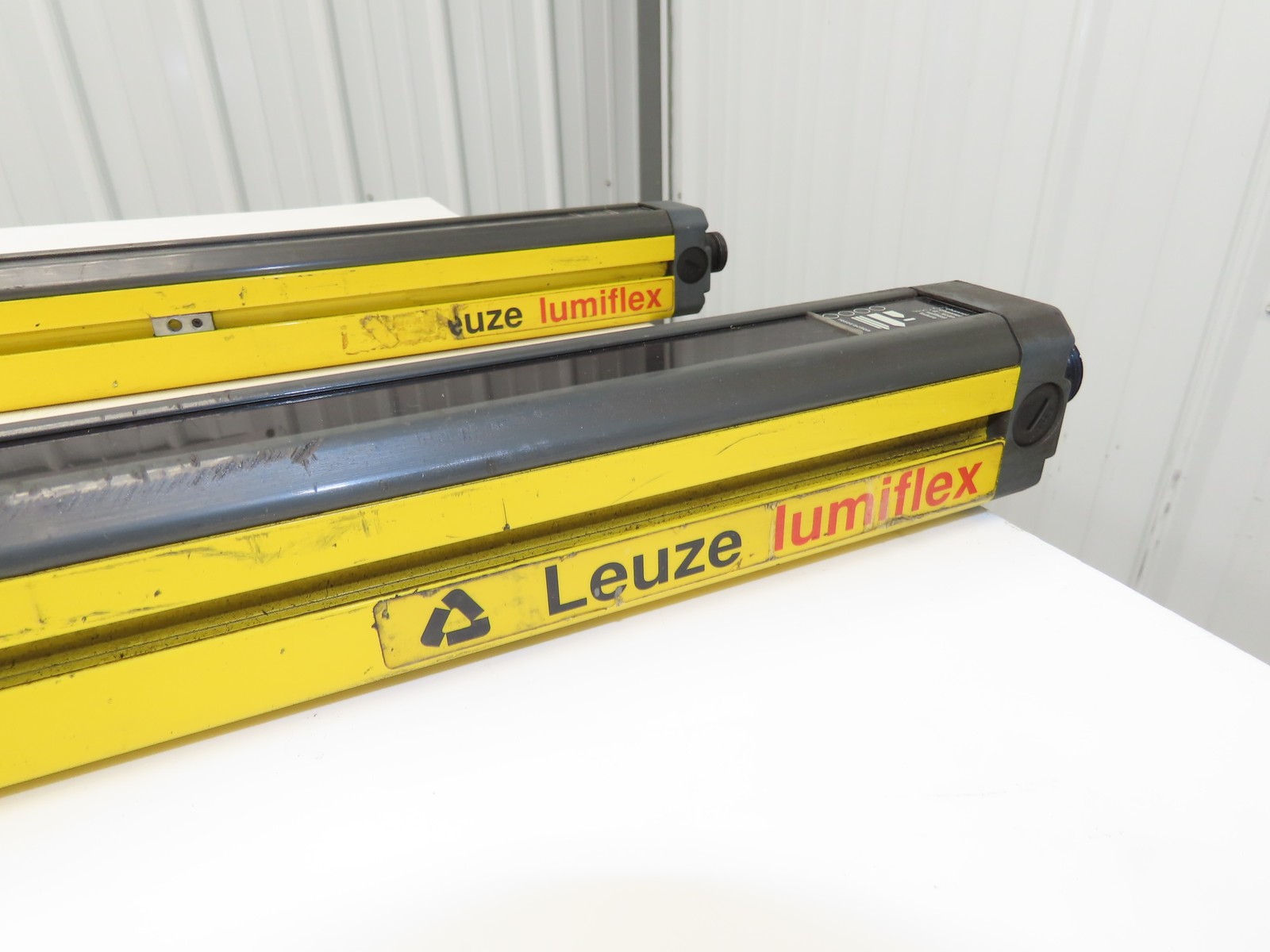 Leuze Lumiflex Safety Light Curtain Transmitter Receiver Set 1200mm-Parts/Repair