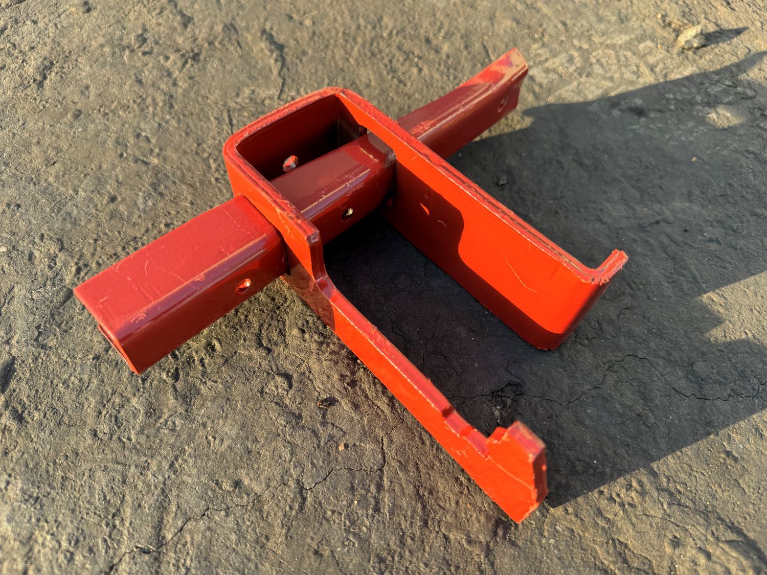 Sandbaggy One-Piece Waler Clamp – Compatible w/ Symons Forms – Concrete Brackets