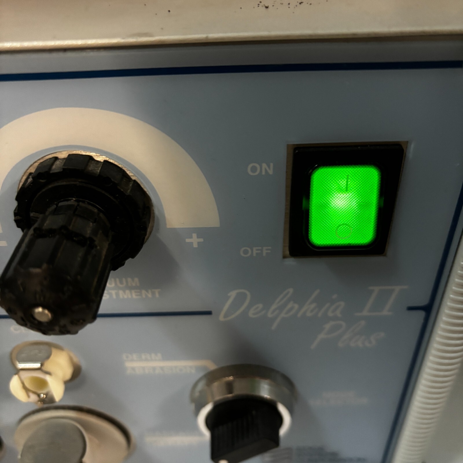 EDGE SYSTEMS MODEL DELPHI II PLUS MICRODERMABRASION MACHINE DA-0008-0395 120V🎯