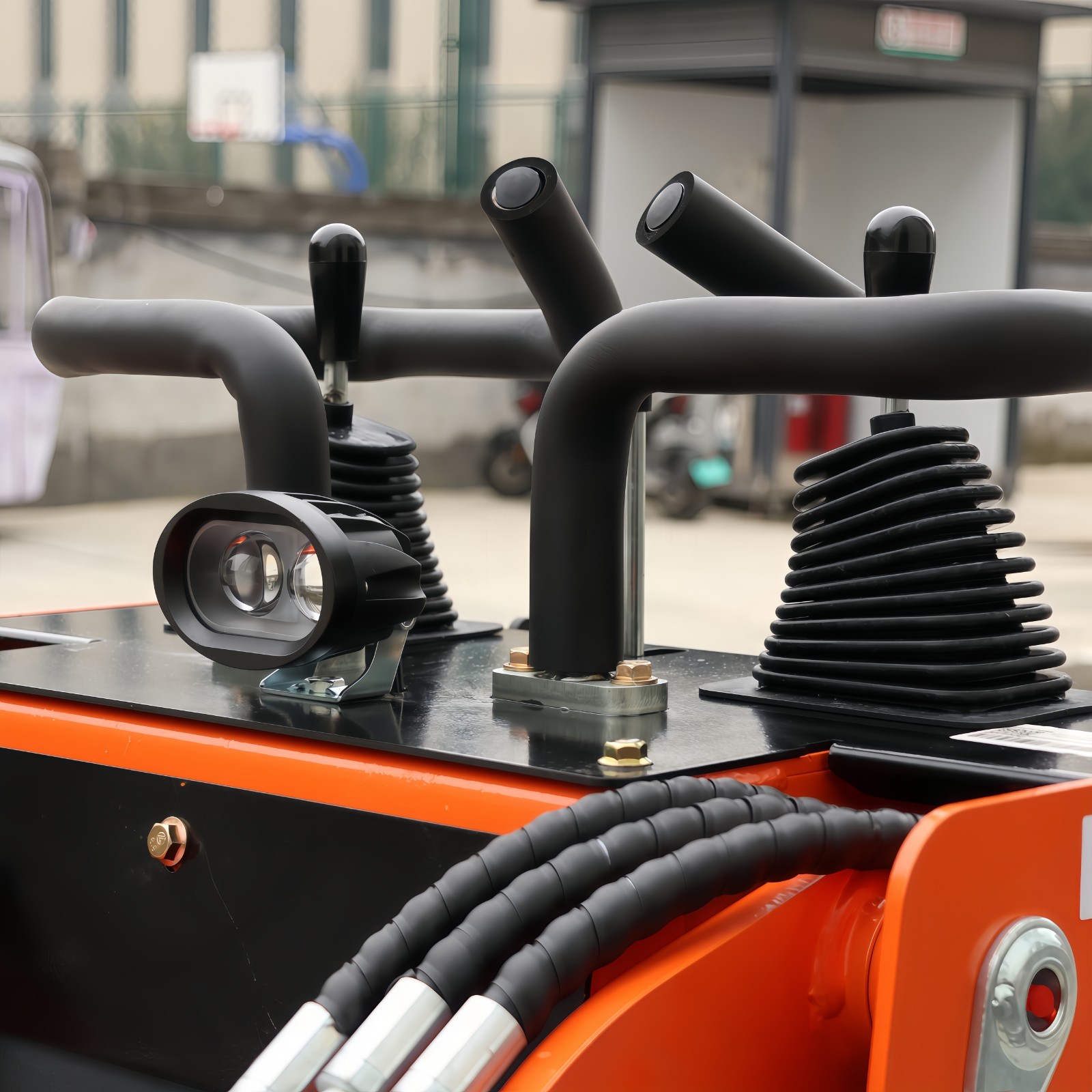 Mini Skid Steer Loader 13.5HP Hydraulic Tracked Loader with B&S Gas Engine EPA