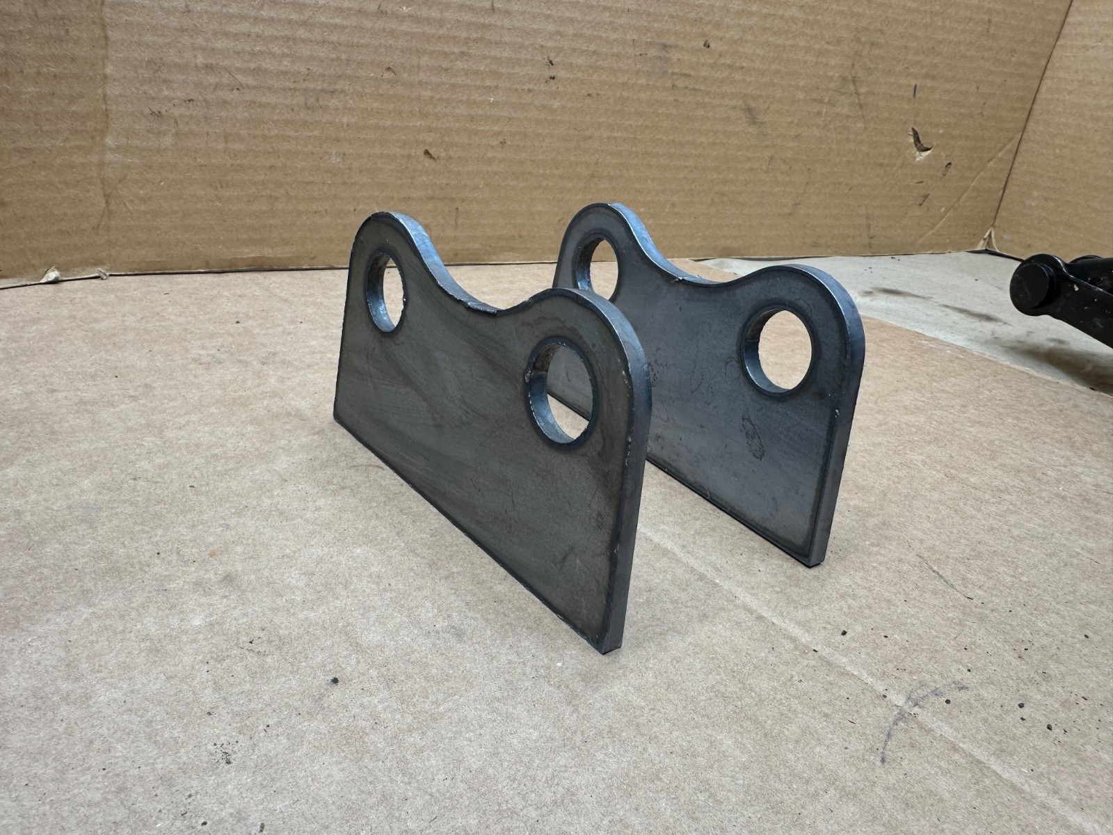 Mini Excavator Bucket Ears Universal AGT CFG 25mm 1″ Chinese 1 Ton PAIR 1/4″