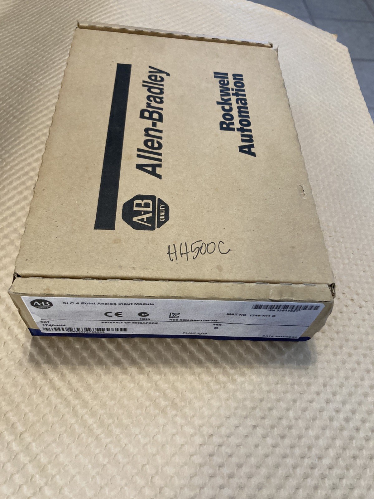AB 1746-NI4 Allen-Bradley SerB, SLC 500 Input Modele 1746NI4 NEW-Open Box