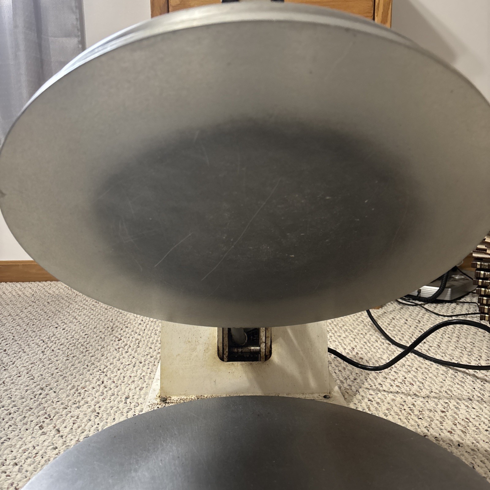 DoughXpress DM-18 120V Manual Pizza Dough Press digital display-TESTED & Works!