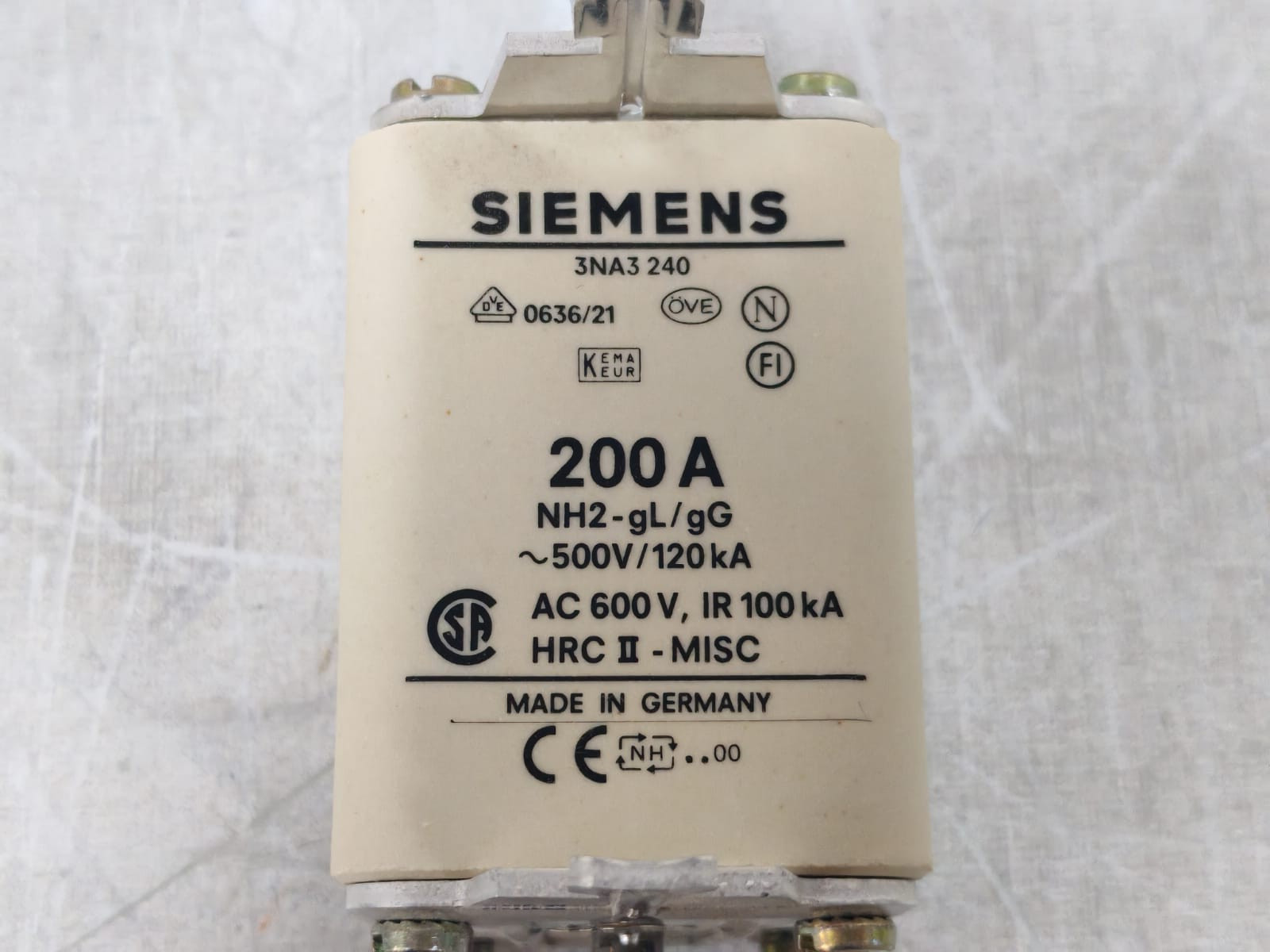 LOT 2PCS SIEMENS 3NA3240 LV-HRC-FUSE LINKS 200A