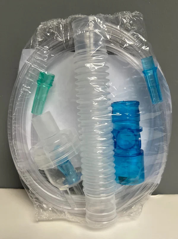 10 AirLife Handheld Kit Misty Max 10™ Small Volume Medication Cup
