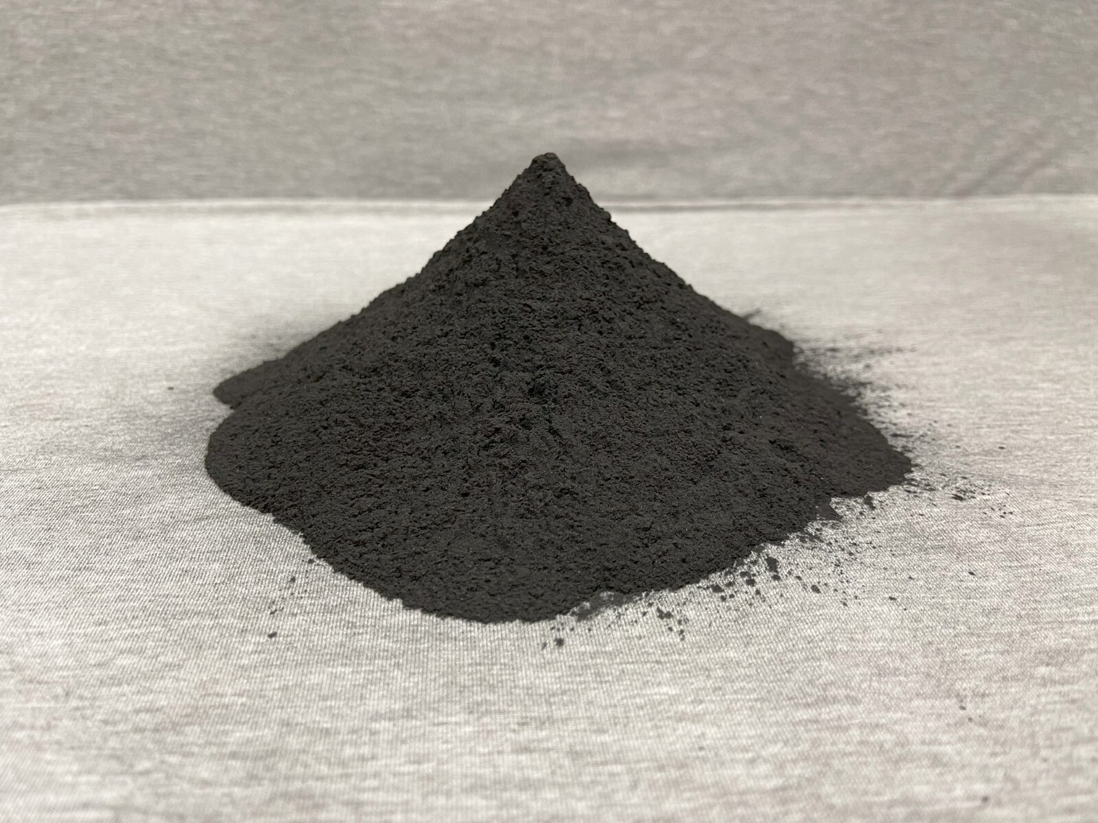 Airfloat Charcoal Powder 1 LB.