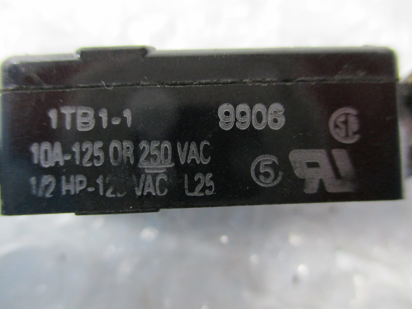 MICROSWITCH 1TB1-1 9906 SWITCH NSNP