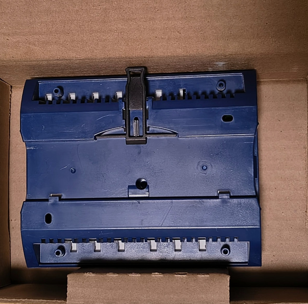 Distech ECB-300 Controller | Value Controls Brand new, Untested.