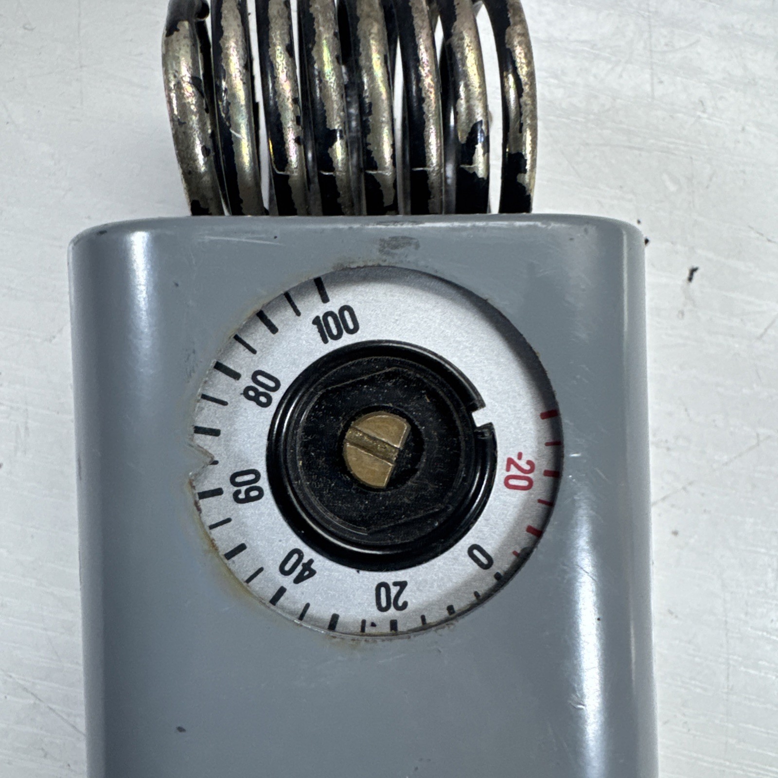 Johnson Controls Temp Control w/ Coiled Air Bulb For Parts UNRESTED