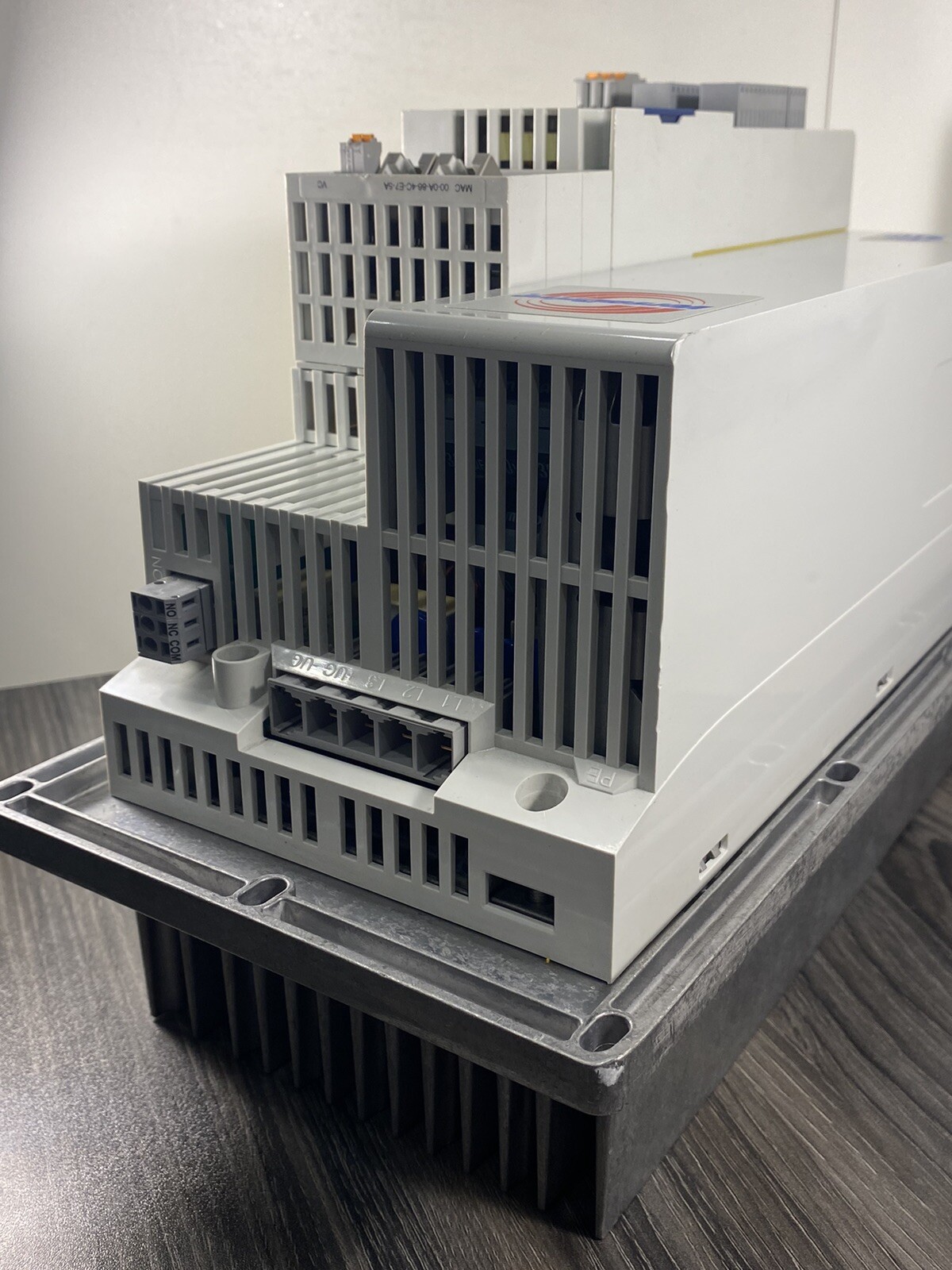 New Comau Profinet VersaDrive TAL-S389148 S389148 AC Drive 11.0kW – USA
