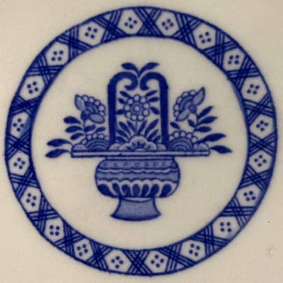Vintage Jackson China Blue White Floral Basket Oval Serving Bowl Restaurant 9.75
