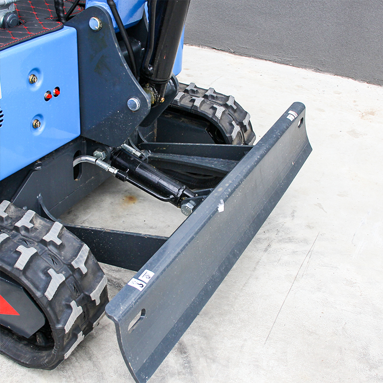 1.8 Ton Mini Excavator 4000lbs KUBOTA Twin Cylinder Diesel Engine Crawler Digger