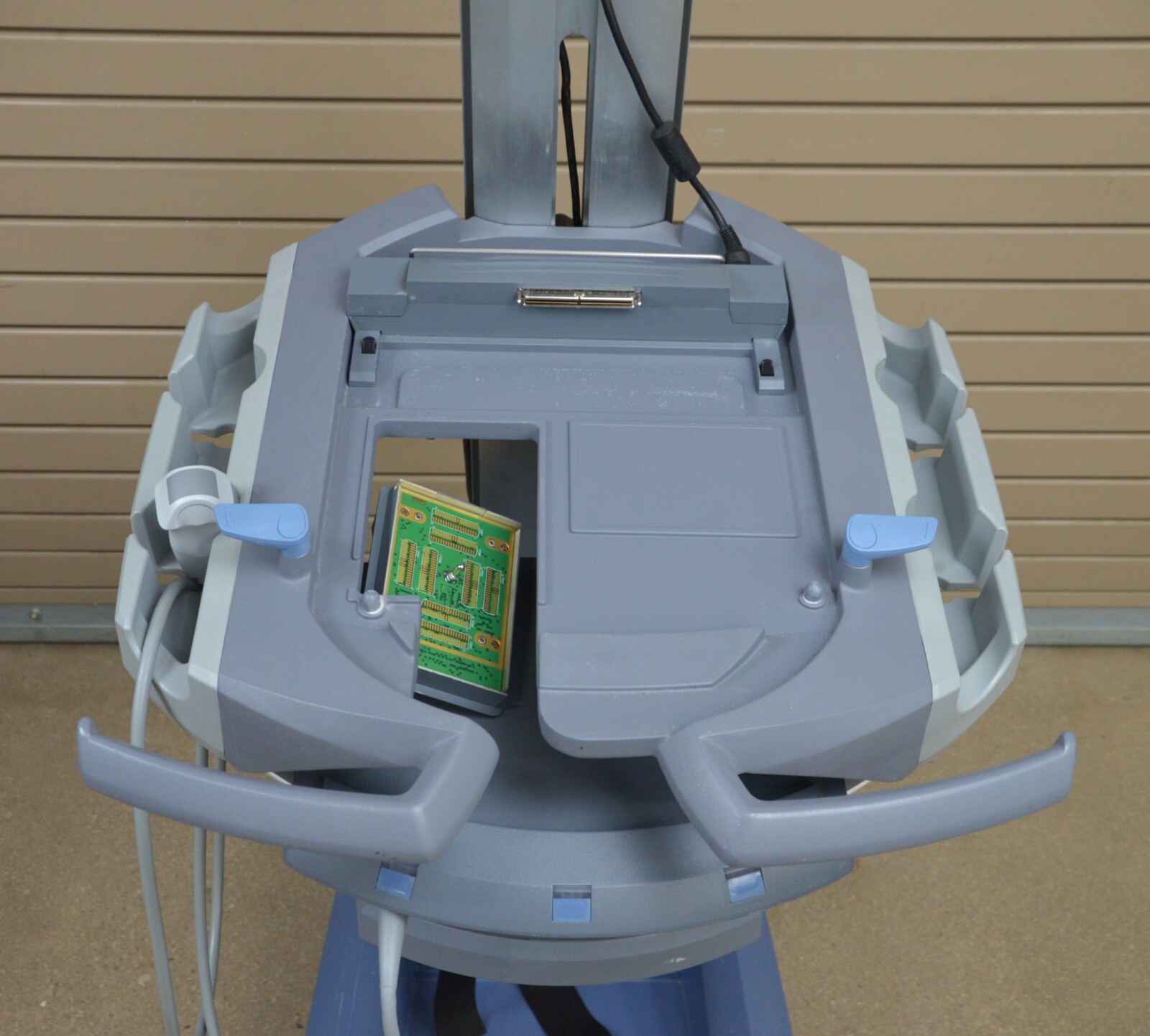 SonoSite Titan High-Resolution Imaging System W/ C15/4-2 MHz & Cart