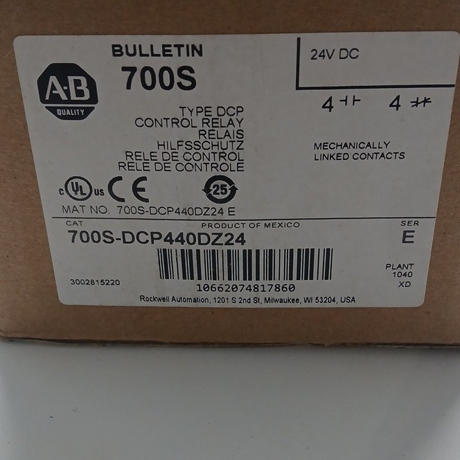 Allen-Bradley 700S-DCP440DZ24 Safety Relay 24V DC 4NO/4NC 10A Max