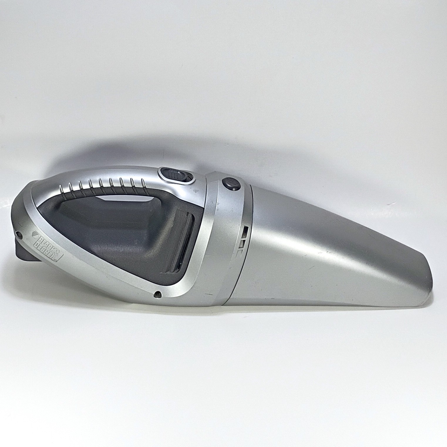 Black And Decker 14.4V Dustbuster Hand Vacuum Platinum Series Bare Tool ONLY