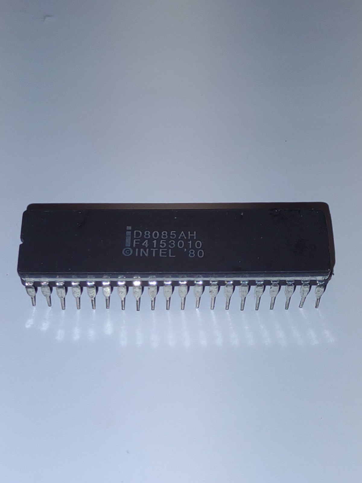 intel D8085AH CPU Microprocessor IC Chip NOS Ceramic vintage Malaysia 8346