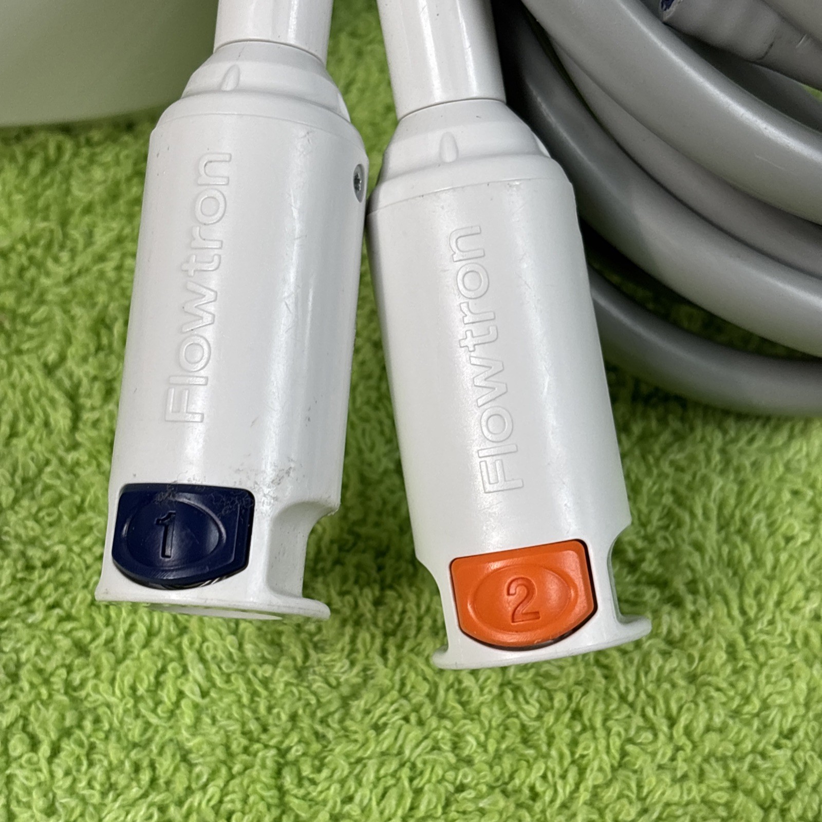Getinge Arjohuntleigh Flowtron ACS800 Pump W/ Hoses