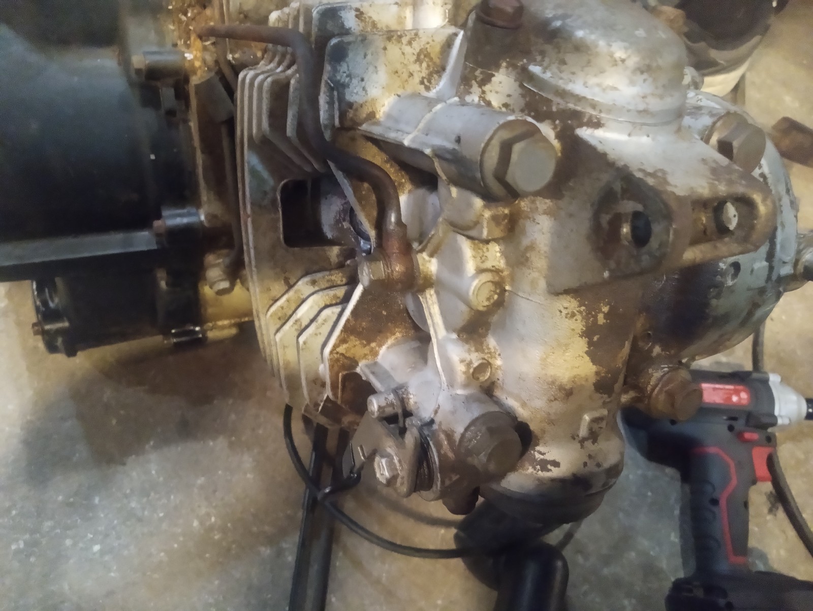 1995 Kawasaki Bayou 220 KLF220A ENGINE MOTOR