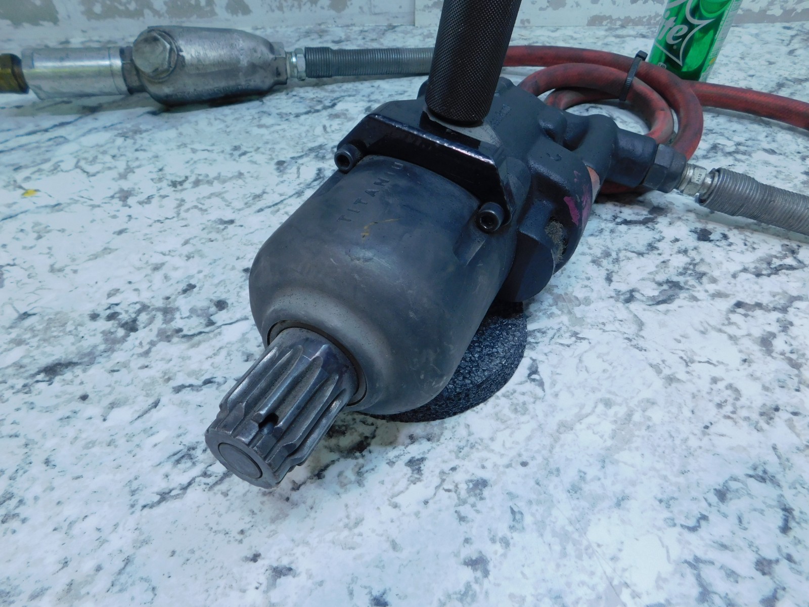 Ingersoll Rand 1.5″ Pneumatic Air Impact Wrench, D-Handle , 3956B1TI, Spline Dr.