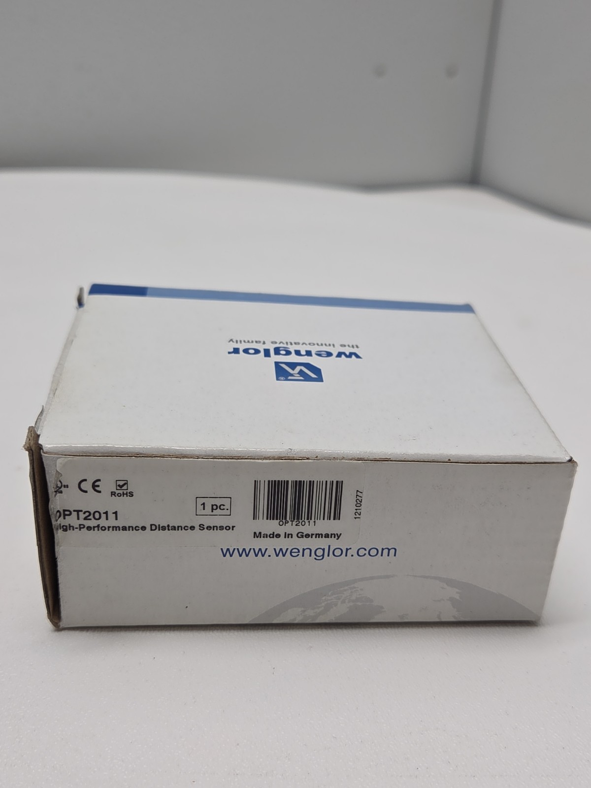 Wenglor OPT2011 Photoelectric Distance Sensor 30VDC