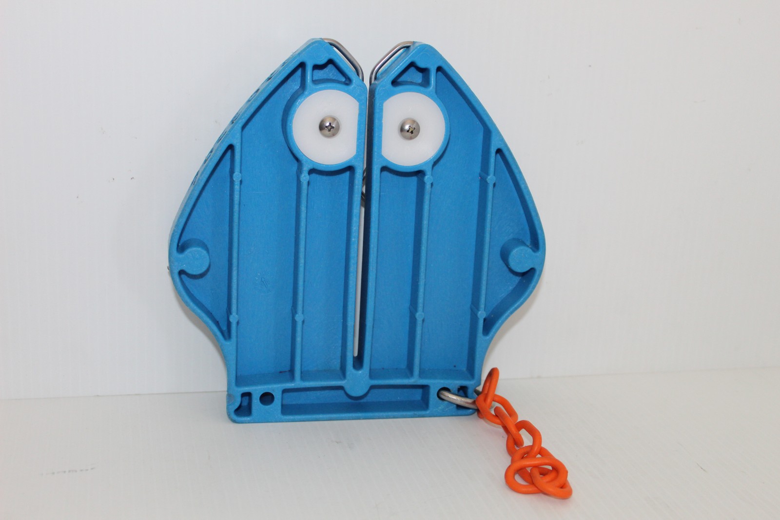 EZ-EDGE II Knife Sharpener Blue Manual Handheld Fishing Hunting EDC