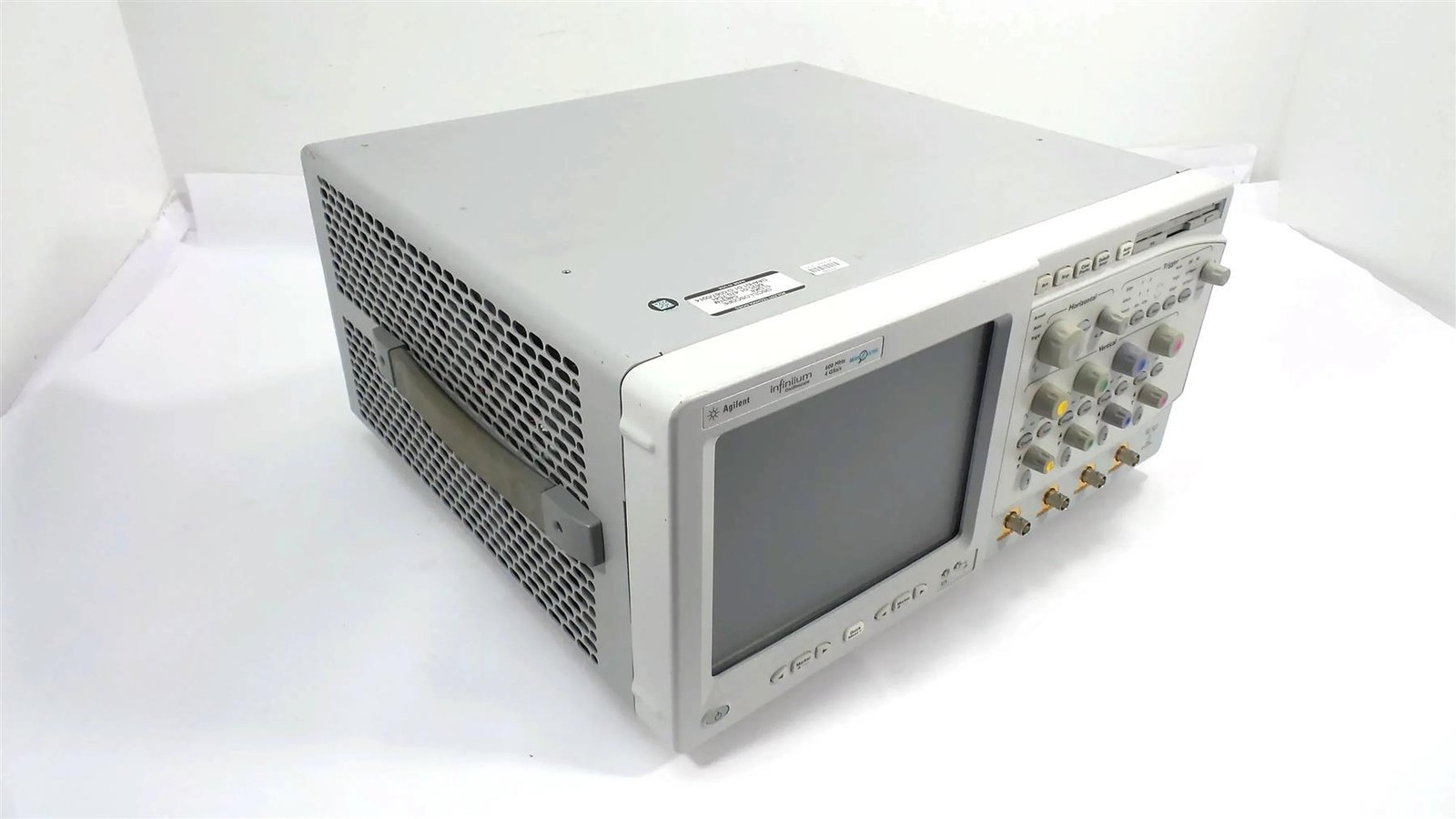 Agilent 54831M Infiniium Oscilloscope 600 MHz 4 GS/a – No Power – AS IS