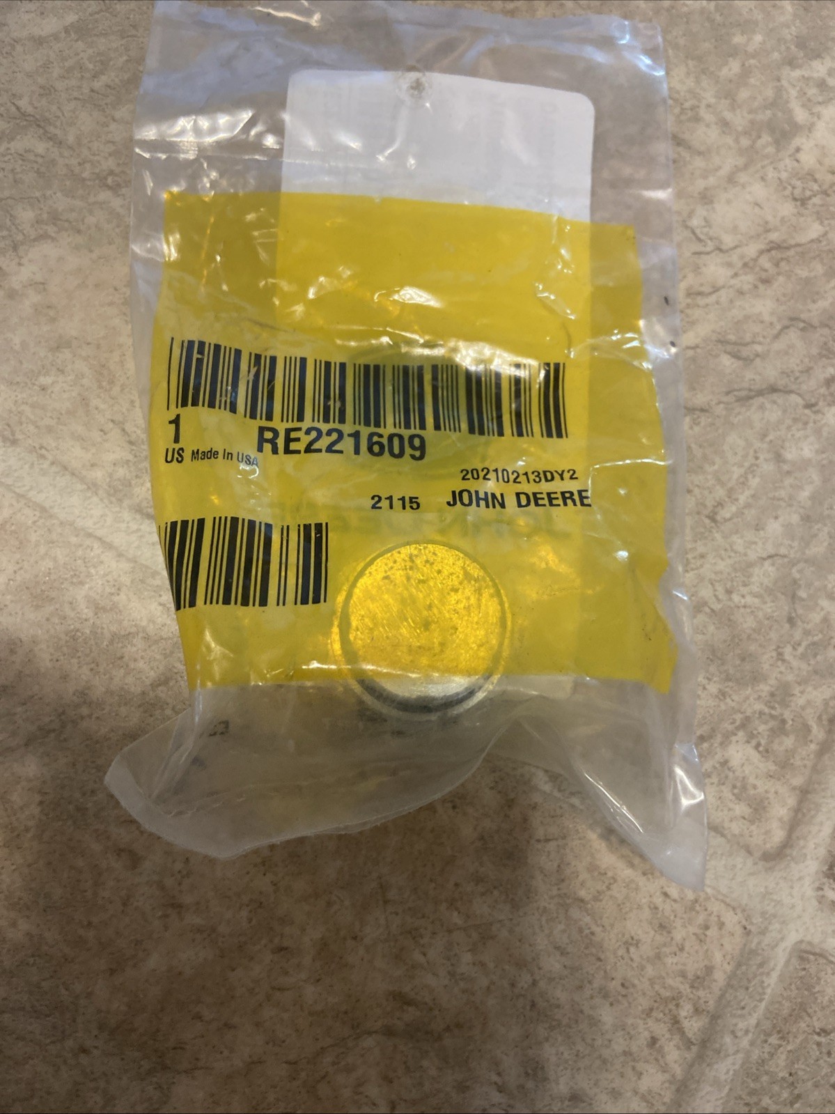 John Deere RE221609 PLUG