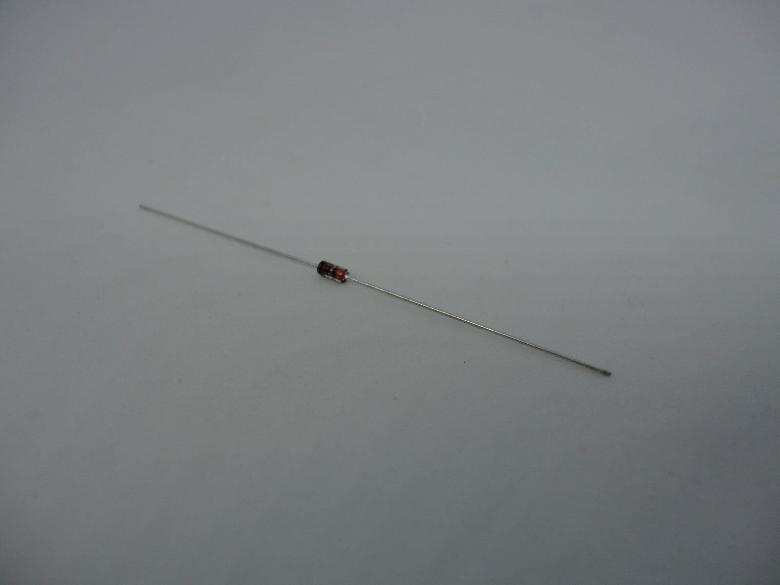 20 Pcs Pack Lot 1N4148 DO-35 High Speed Nano Micro Switching Signal Glass Diode