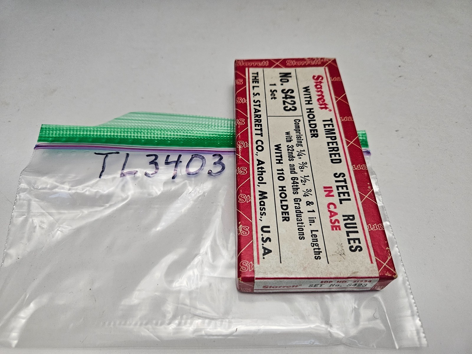 STARRETT #S423 1/4″ – 1″ TEMPERED STEEL RULES WITH HOLDER NEW OLD STOCK (TL3403)