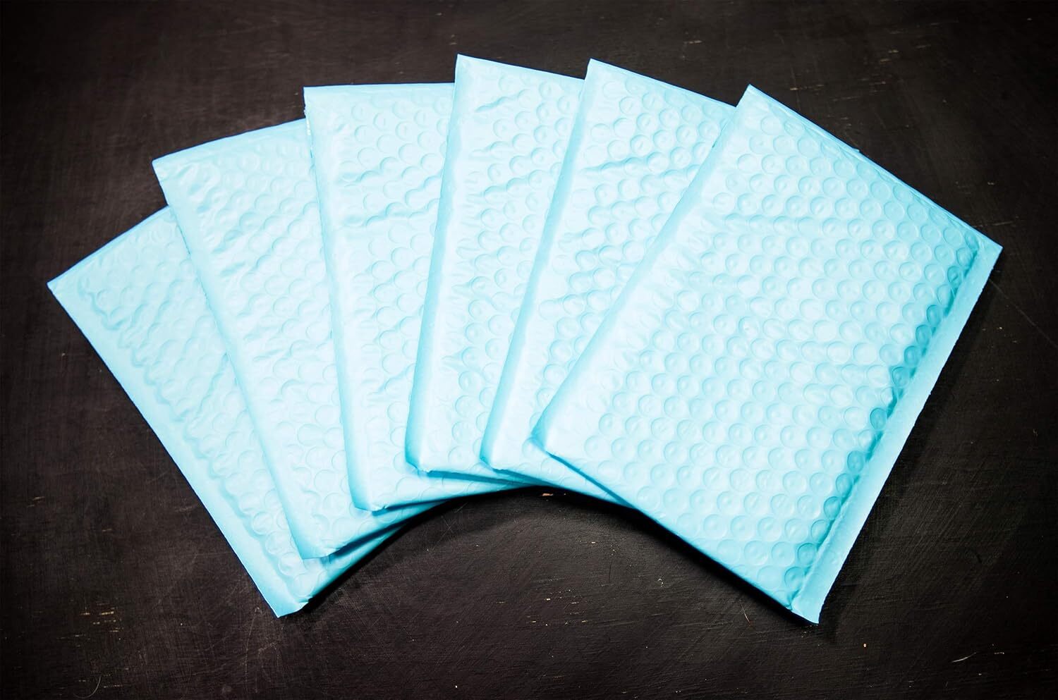 PASTEL BLUE COLOR POLY BUBBLE MAILERS SHIPPING PADDED BAGS MAILING ENVELOPES