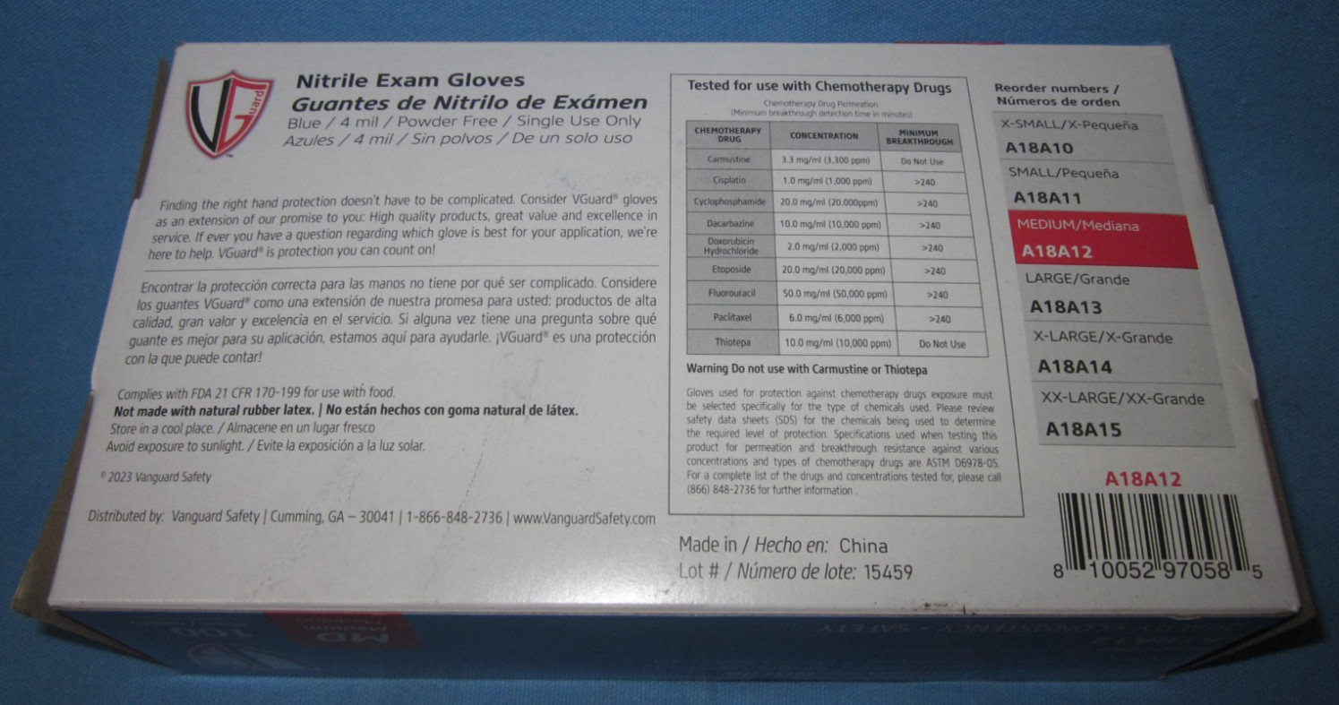 a Lot of 600 Nitrile Exam Gloves Size Medium, Powder Free, 4 Mil, Single Use