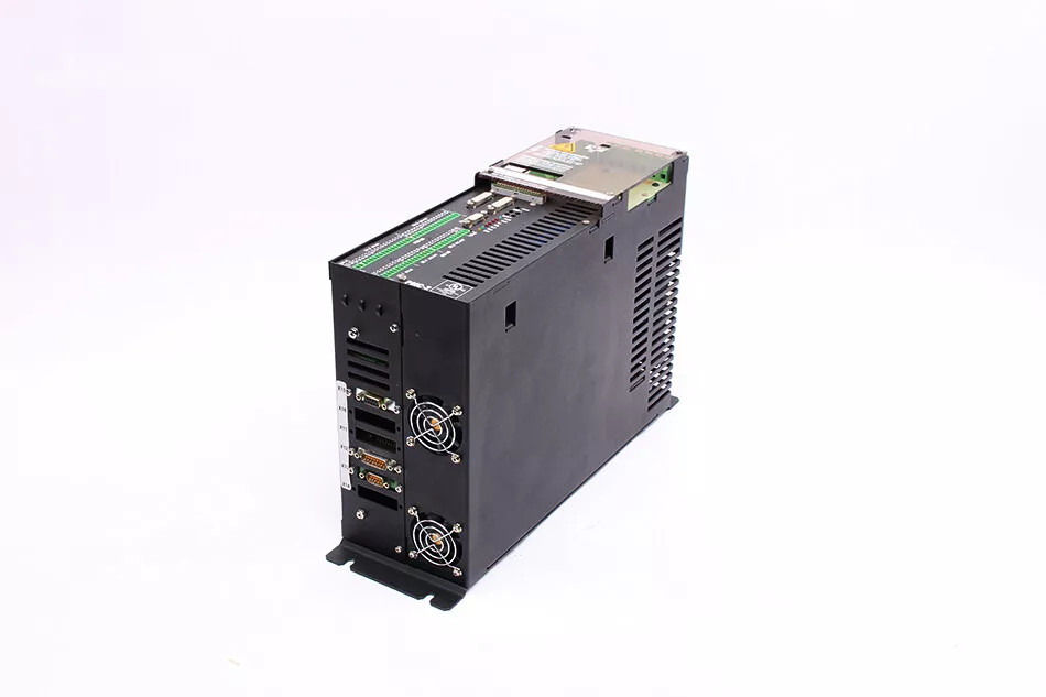 1PC New Elau Servo Drive PMC-2/11/25/001/00/00/02/00/0K Expedited Shipping