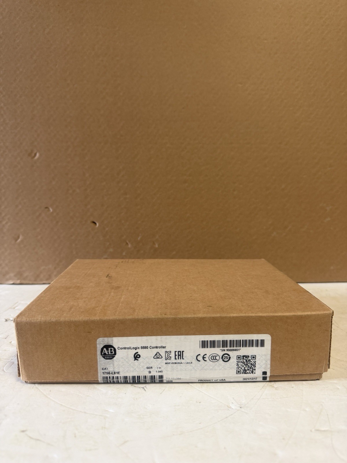 Allen-Bradley 1756-L81E ControlLogix 5580 Controller 3MB Processor Ser B FW1.045