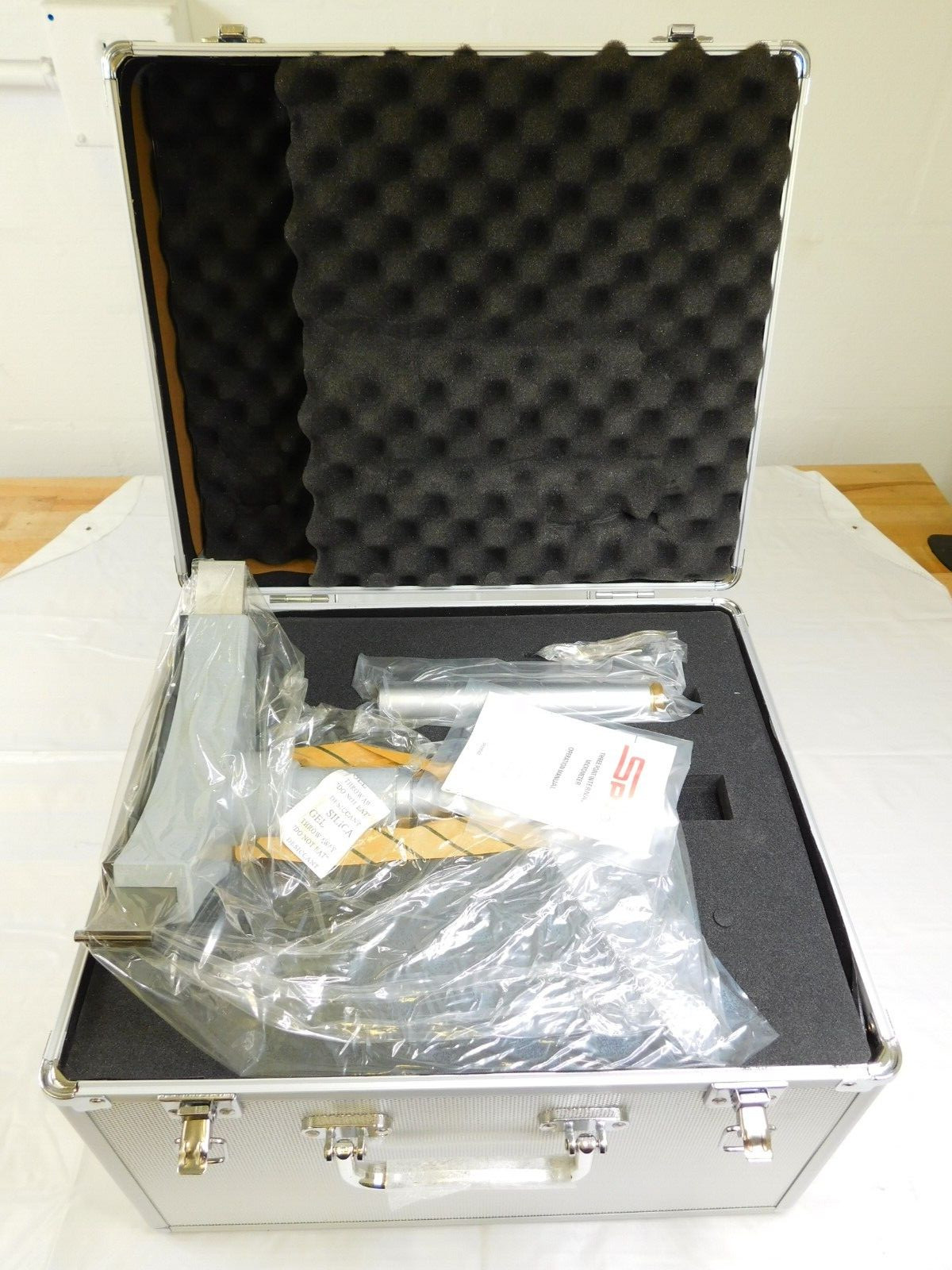 SPI 3-Point Hole Mike 10.0 – 11.0″ X 0.0002″ Graduation 21-927-9