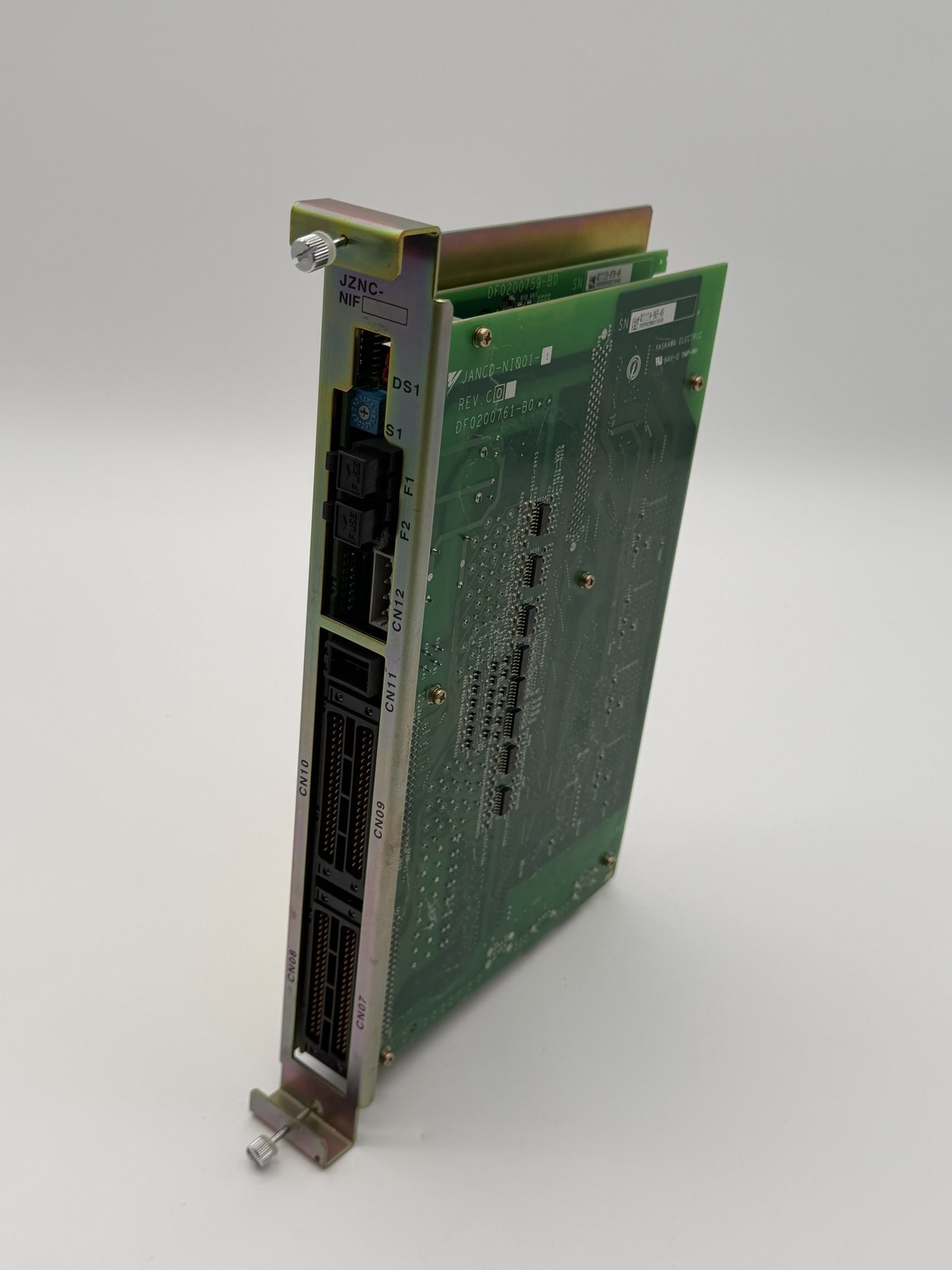 YASKAWA JZNC-NIF01-1 Servo Drive